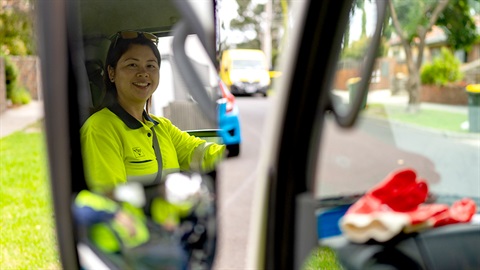 Darebin-driver-in-recycling-truck.jpg