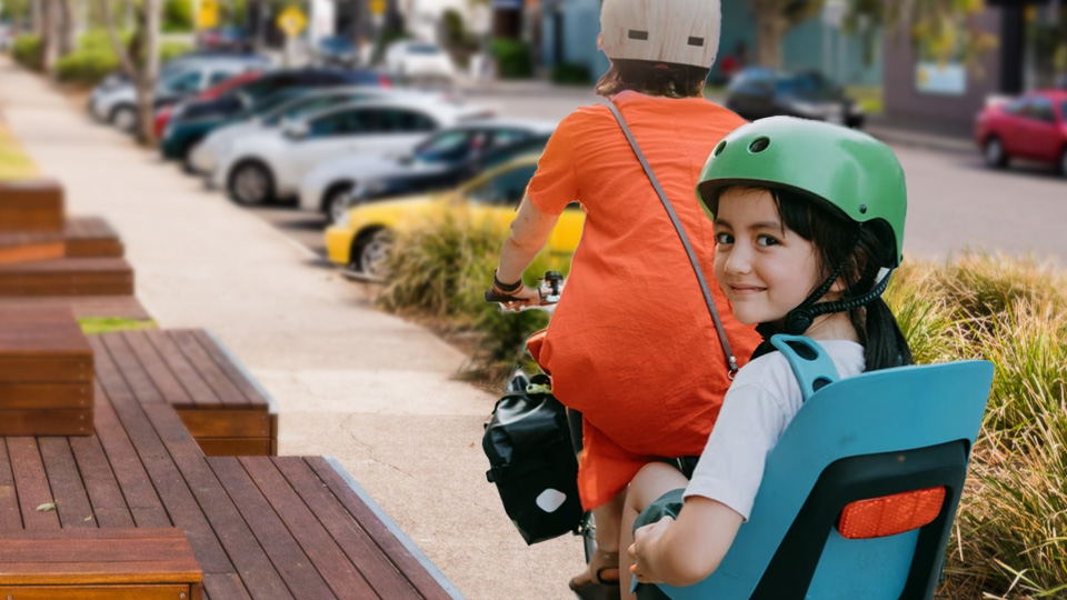 Mum-and-child-on-bike.jpg